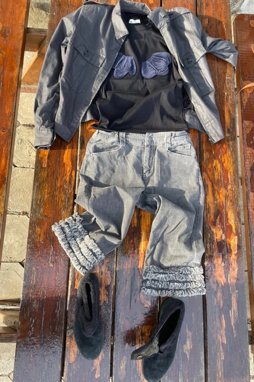 꼼데가르송 가슴 패치 티셔츠(슬림핏) 상품이미지1