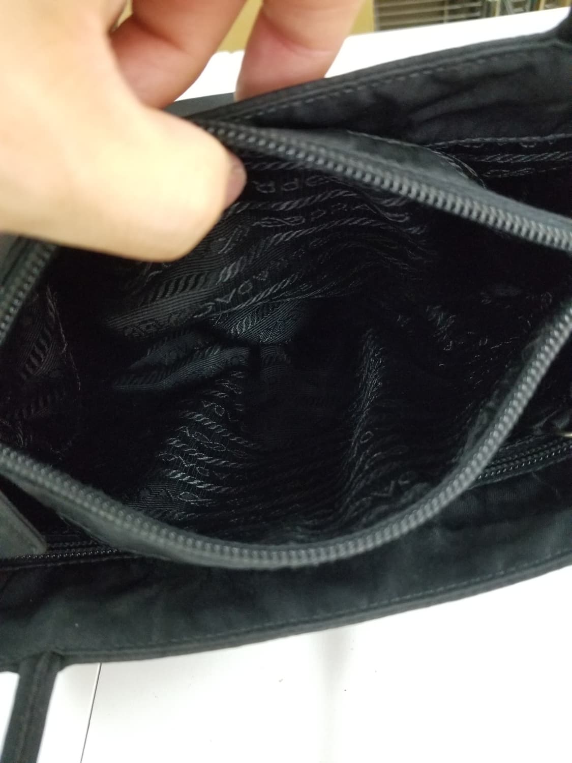 프라다 포코노 토트백 나일론 숄더백 상품이미지8