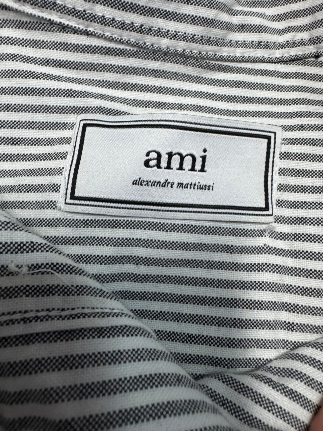 아미 Ami 2020년도 레드 자수 스트라이프 셔츠 상품이미지3