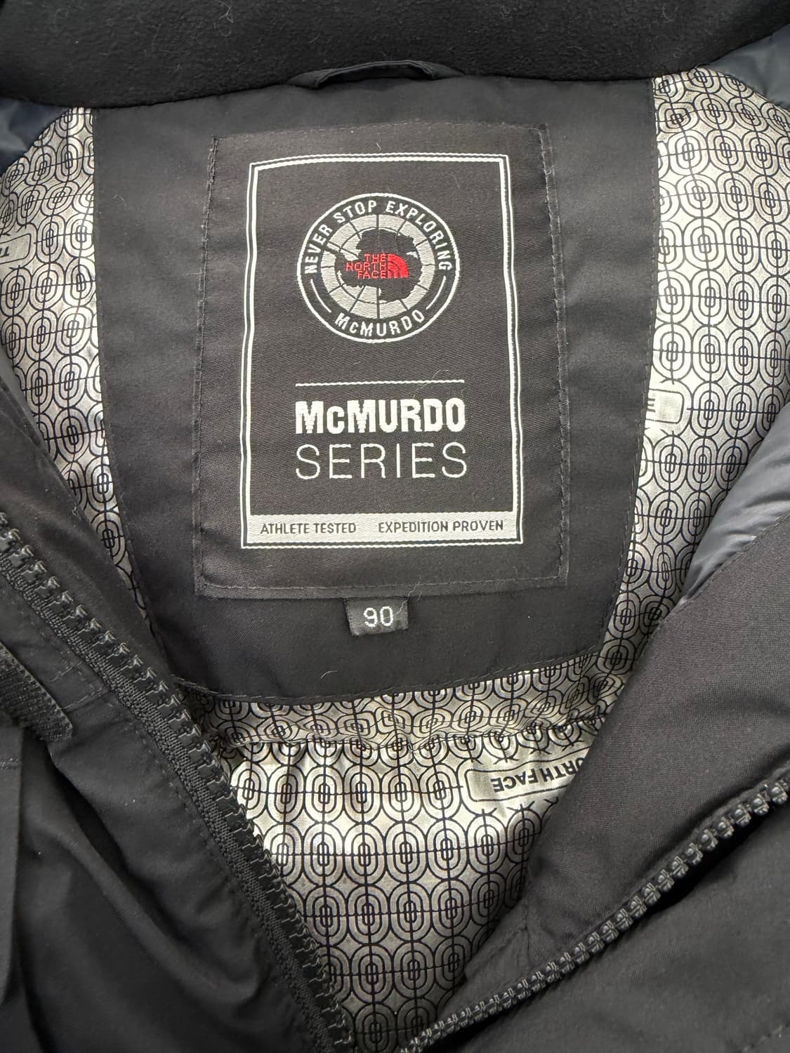 정품) 노스페이스 맥머도 여성 검정 구스패딩 S 상품이미지7