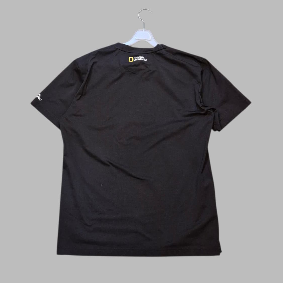 L 내셔널지오그래픽 블랙 기능성 반팔티셔츠  상품이미지2