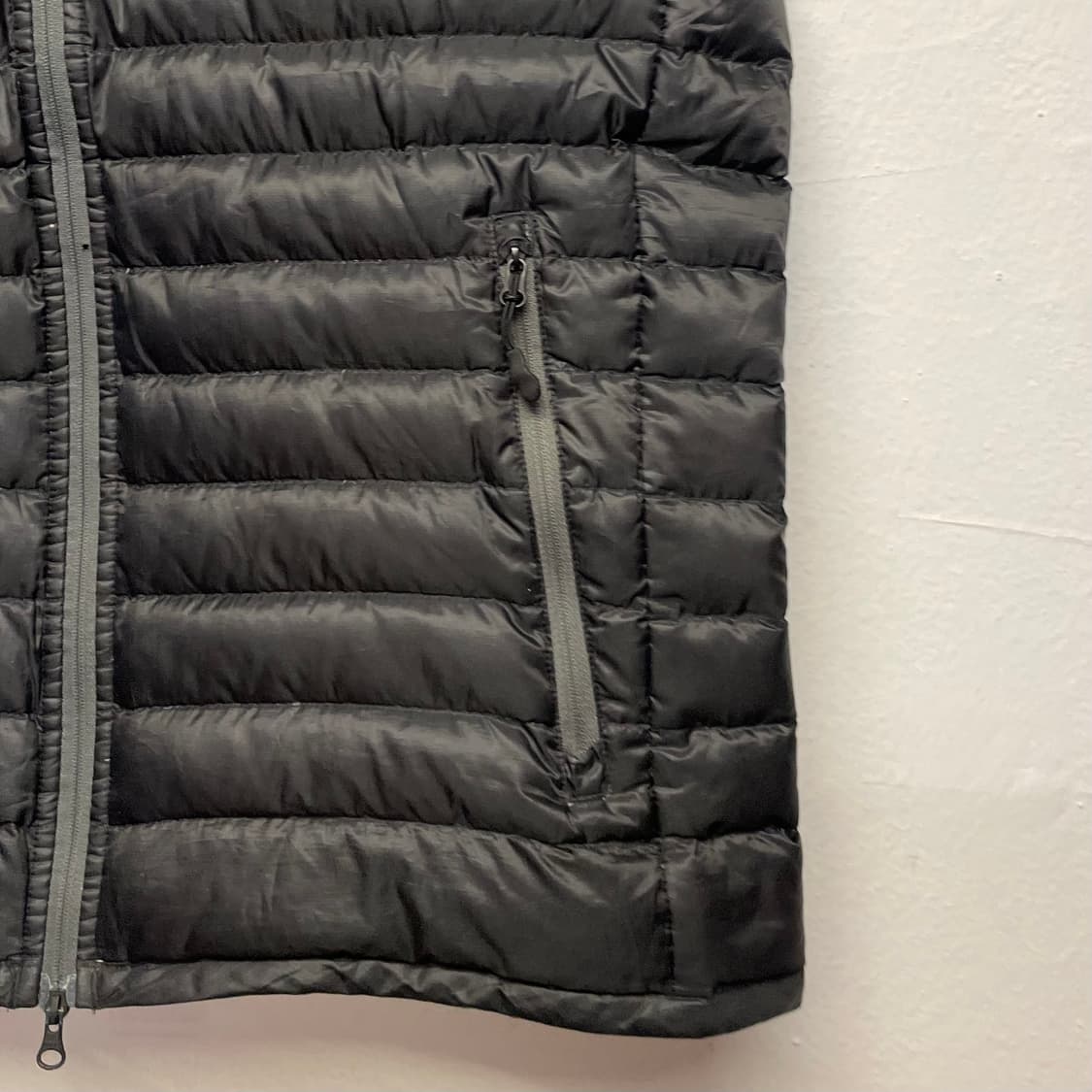 나이키 러닝 블랙 덕 다운 패딩 베스트   상품이미지4