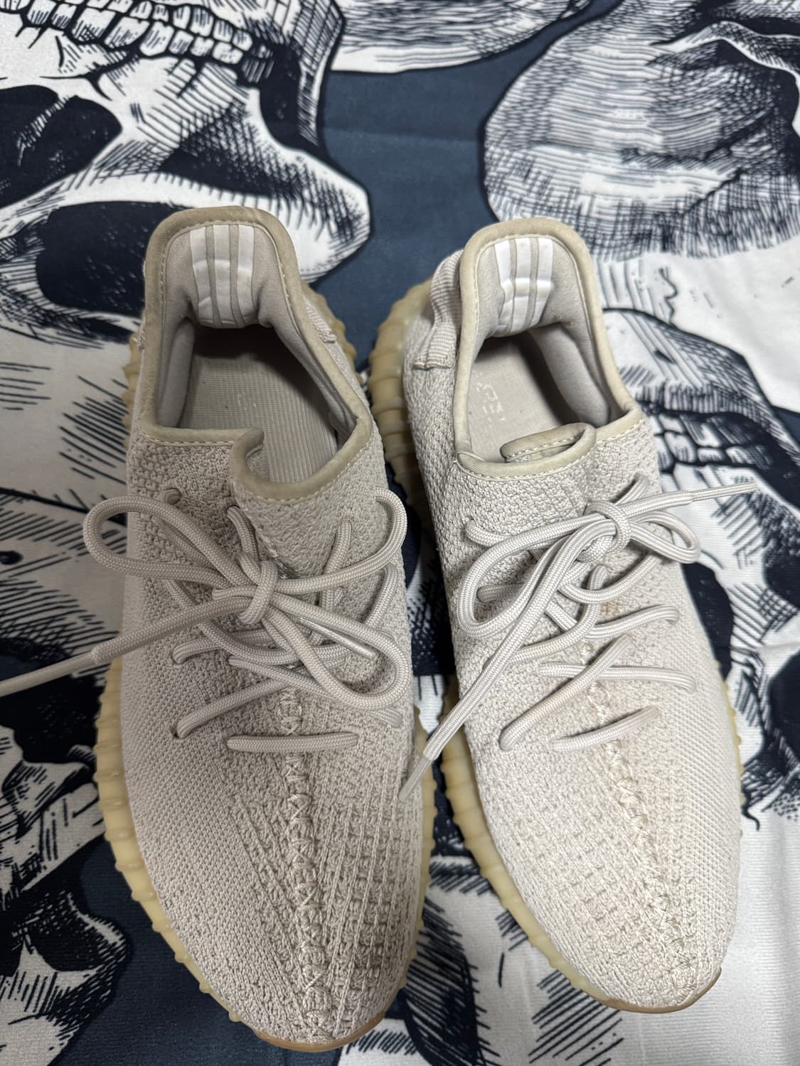 아디다스 이지부스트 세서미  270  상품이미지1