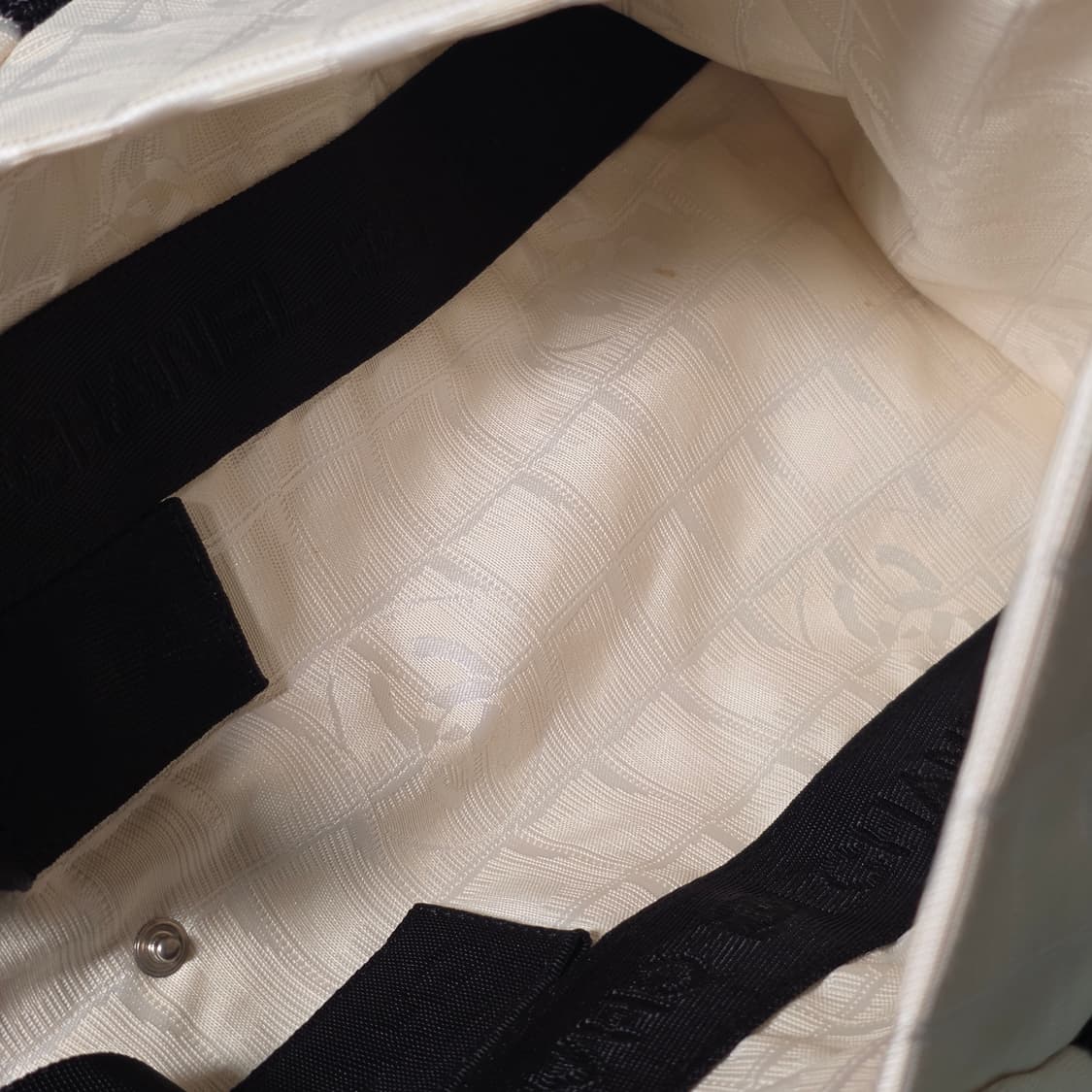 샤넬 트래블라인 토트백 백팩 2way 상품이미지8