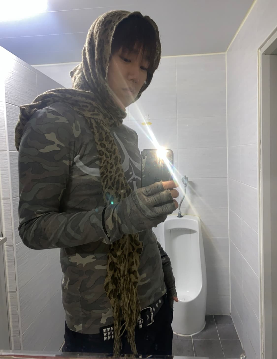 Mosaic society glove muscle tee 상품이미지2