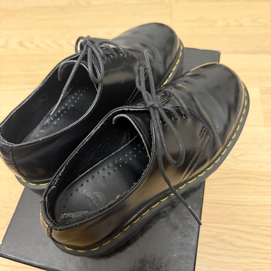 닥터마틴 1461 3홀 벡스 240 상품이미지1