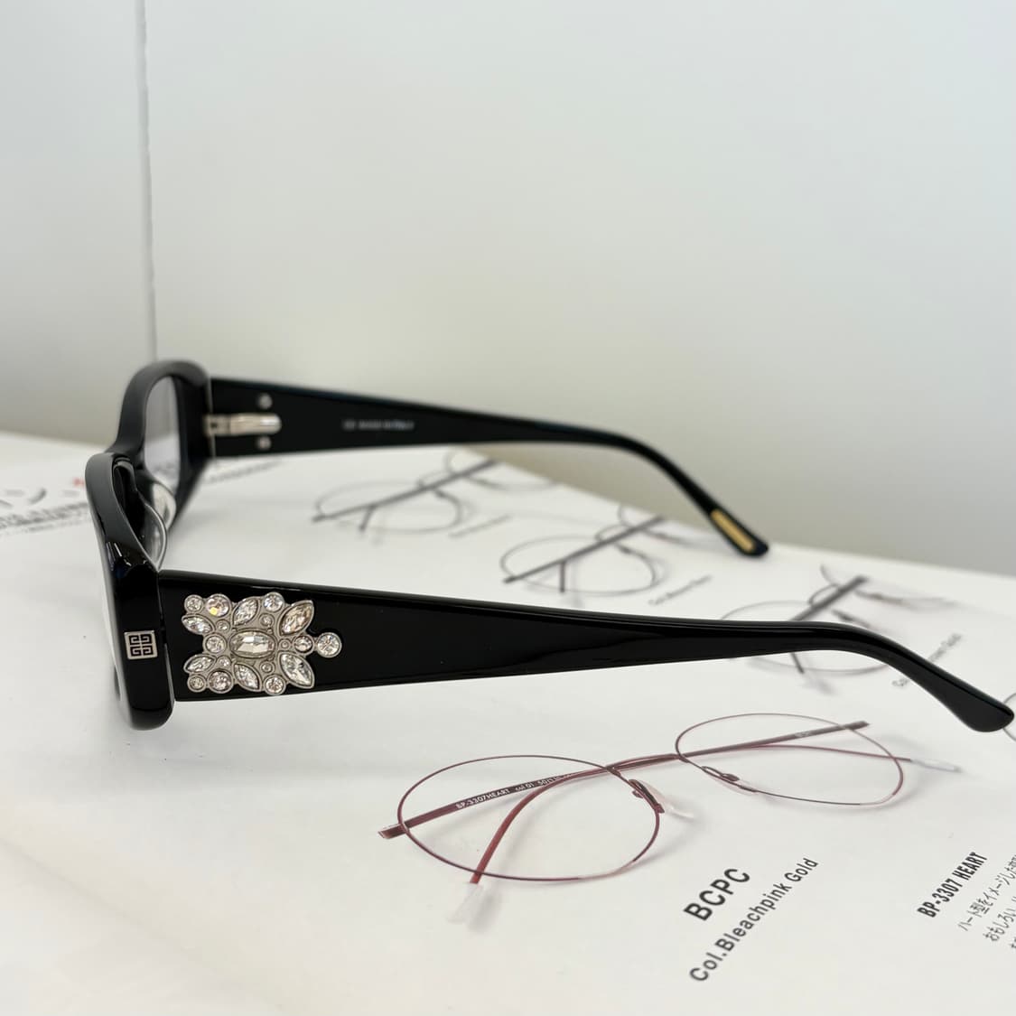 지방시 뿔테 안경 상품이미지5