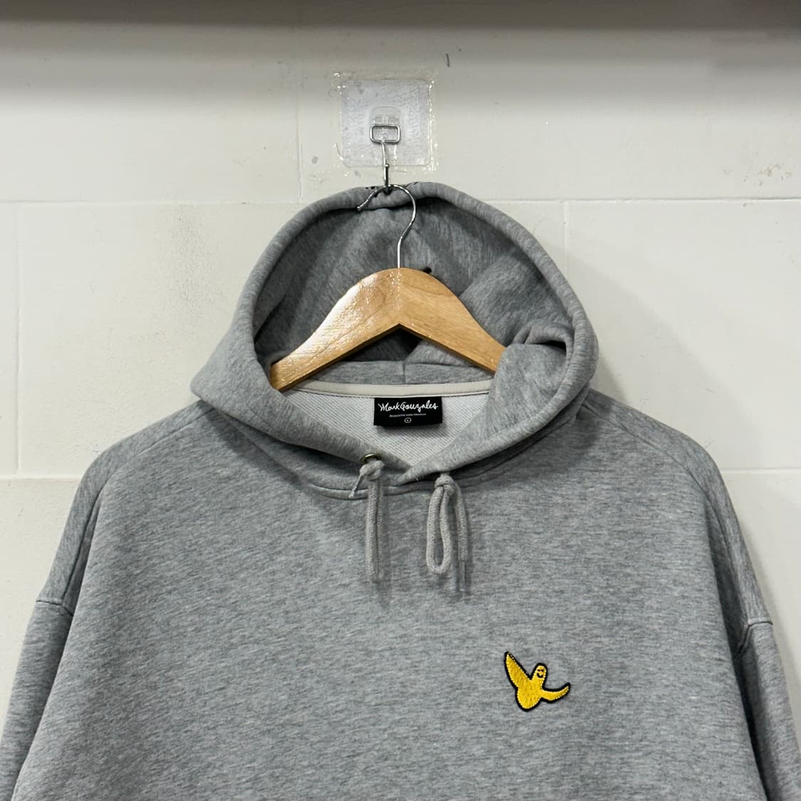 마크곤잘레스 후드티L 상품이미지3