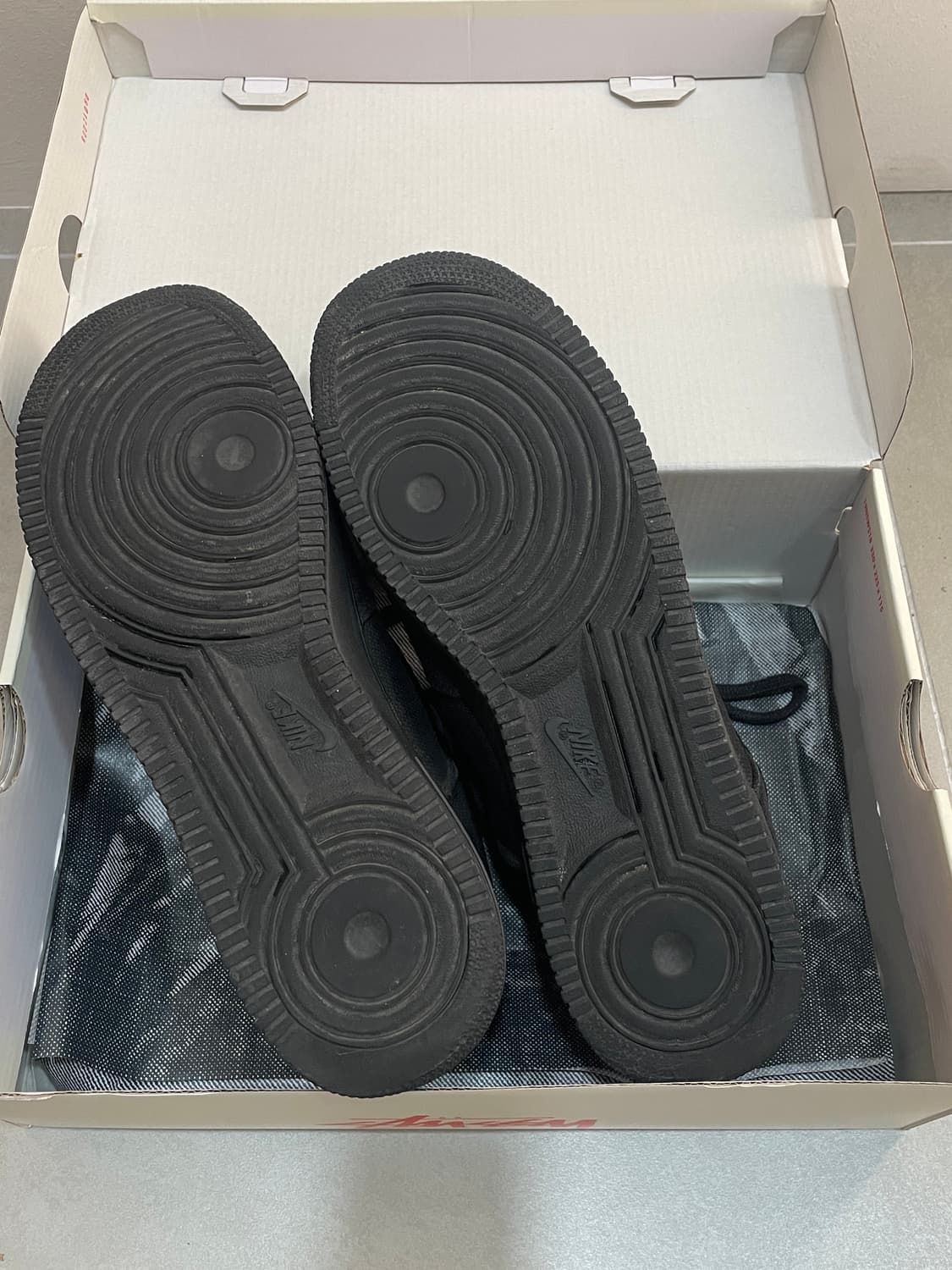 나이키 스투시 에어포스1 블랙 290 상품이미지8