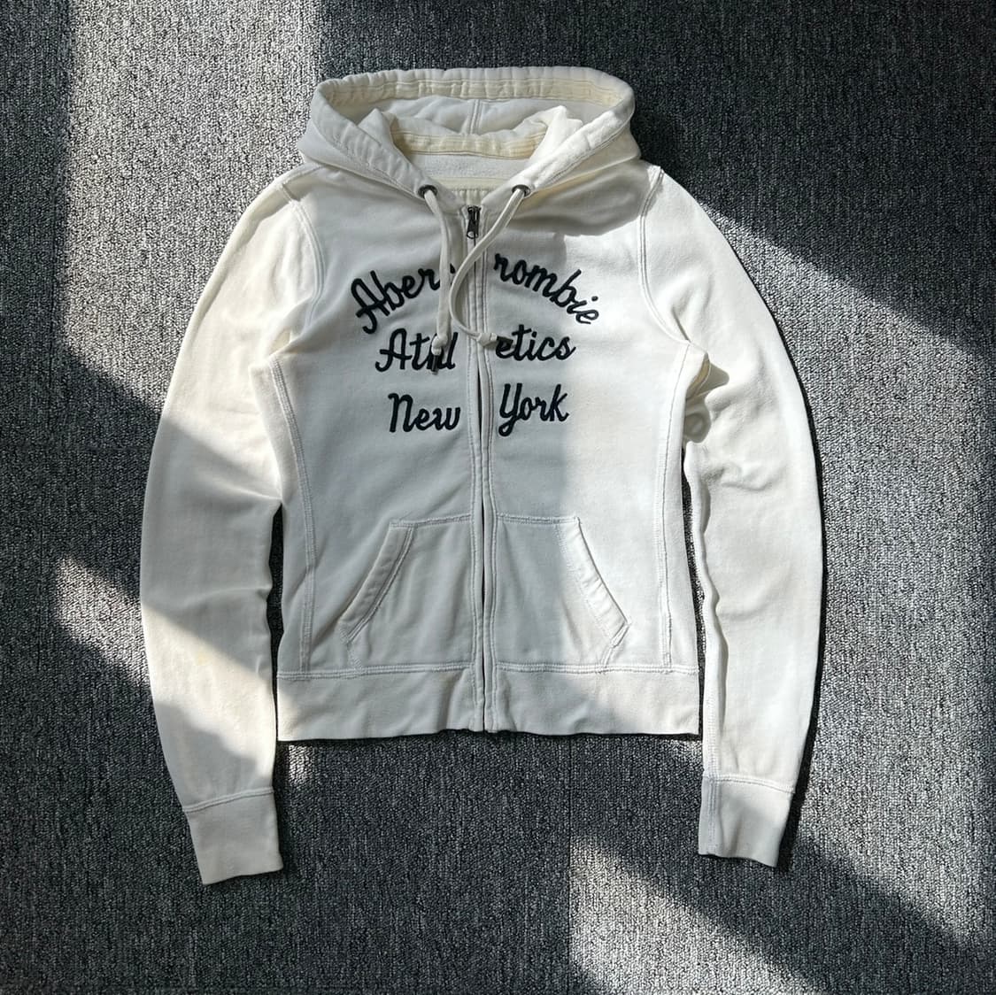 아베크롬비 y2k 아이보리 딱붙핏 후드집업  상품이미지1