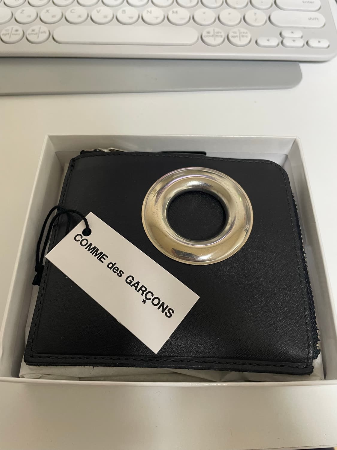 꼼데가르송 아일렛 지갑 상품이미지1