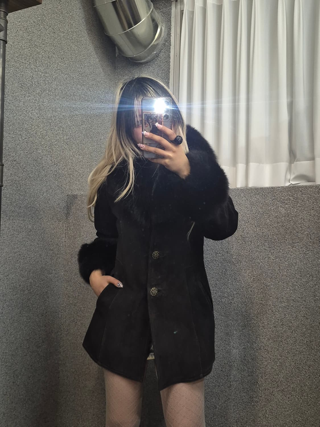 VINTAGE FUR MUSTANG 상품이미지1