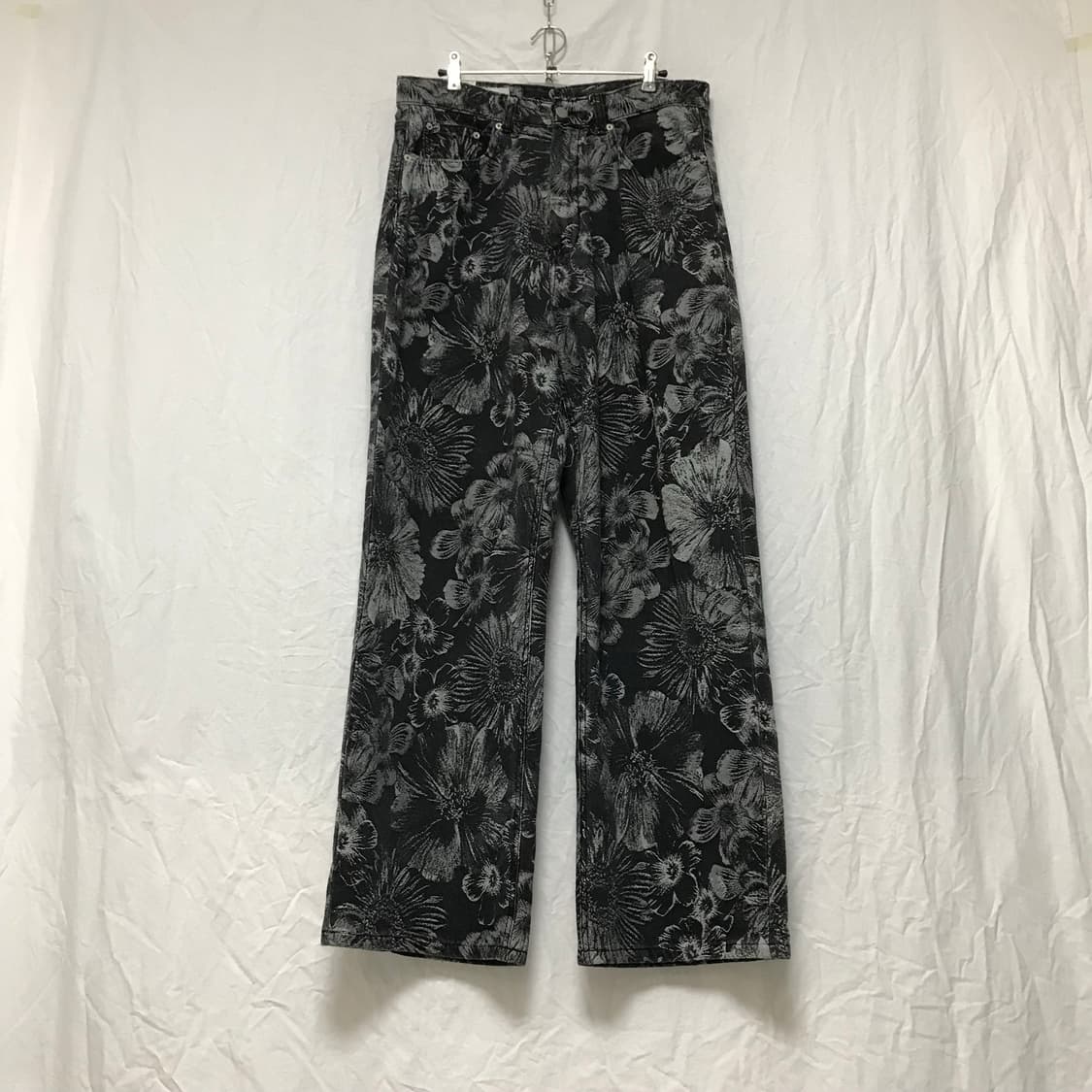YOUTH / FLOWER WIDE DENIM PANTS 상품이미지1