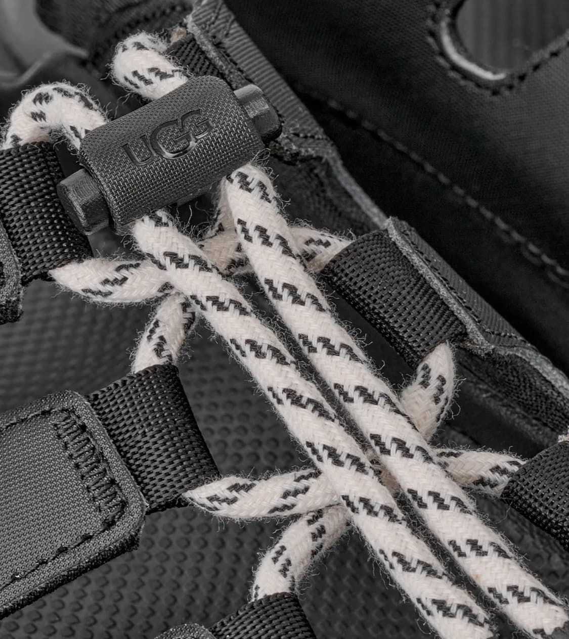 풀박) Ugg 어그 골든글로우 스토퍼 샌들 블랙 240 상품이미지3