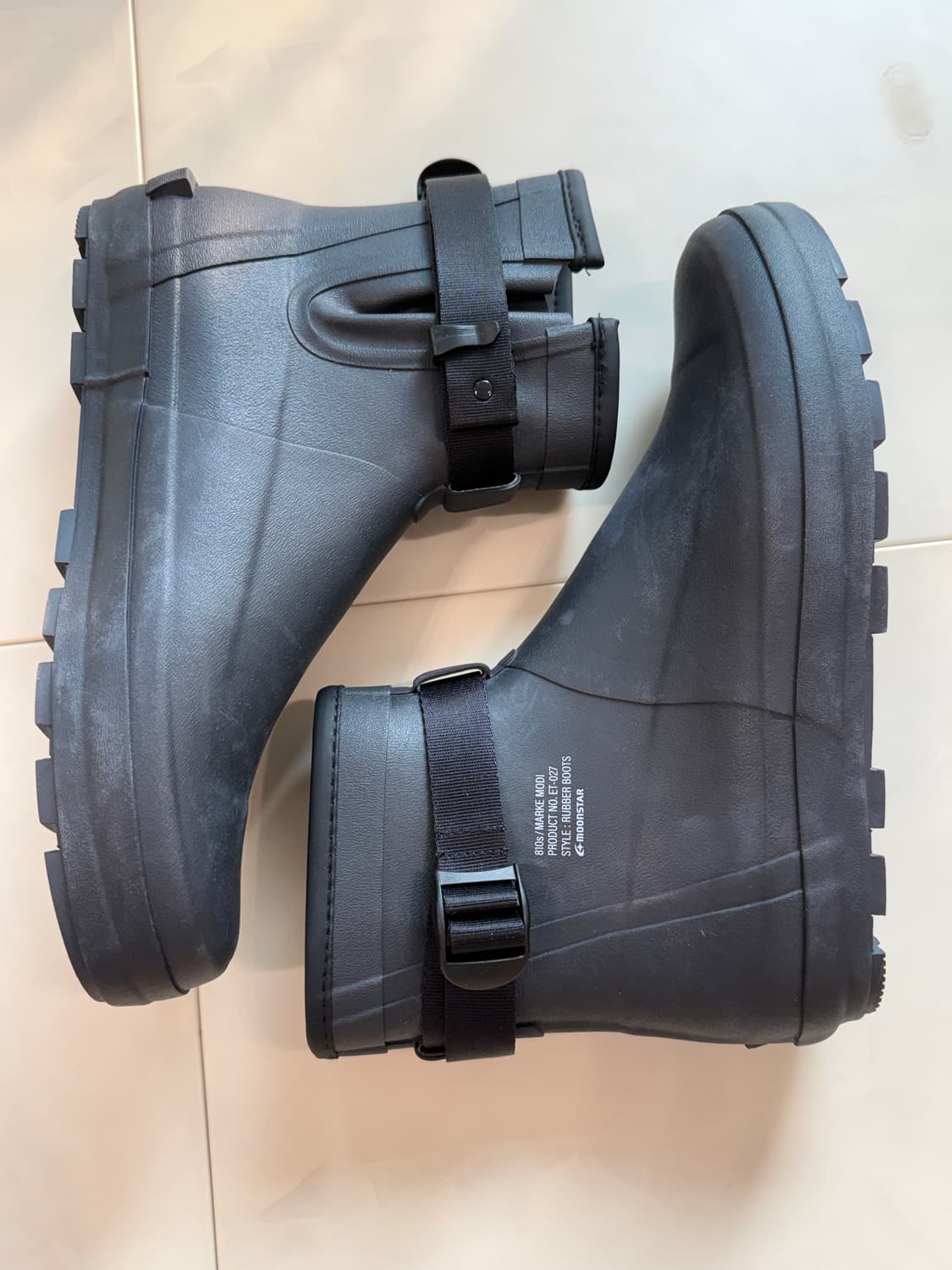 문스타 810s 마르케모디 레인부츠 차콜 280사이즈 상품이미지3