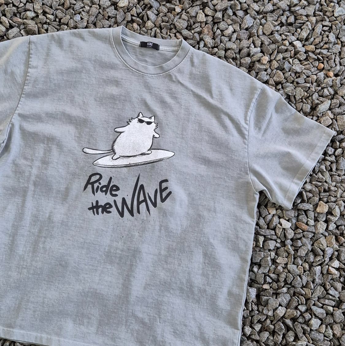 피그먼트워싱 서핑캣 그래픽 티셔츠 국내제작 상품이미지4