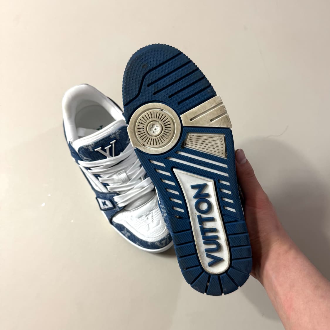 [4/당일출고]루이비통 트레이너 스니커즈 상품이미지9