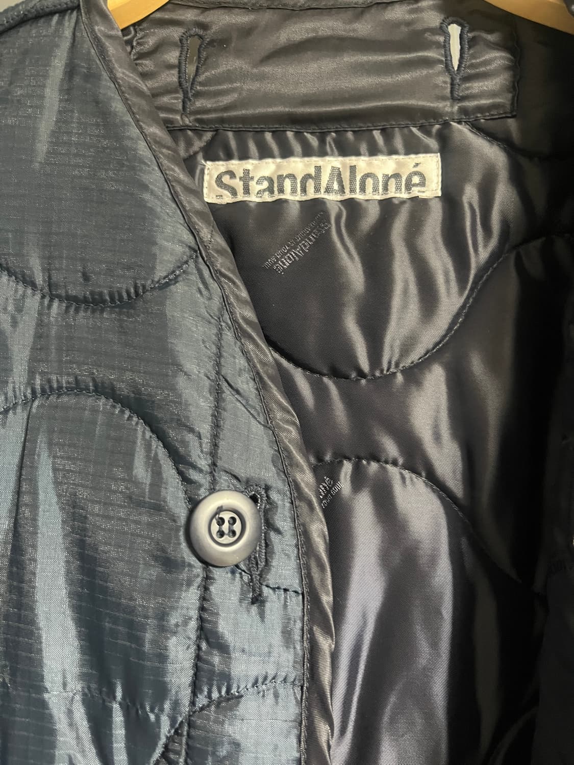 스탠드얼론 네이비 퀼팅 베스트 상품이미지2