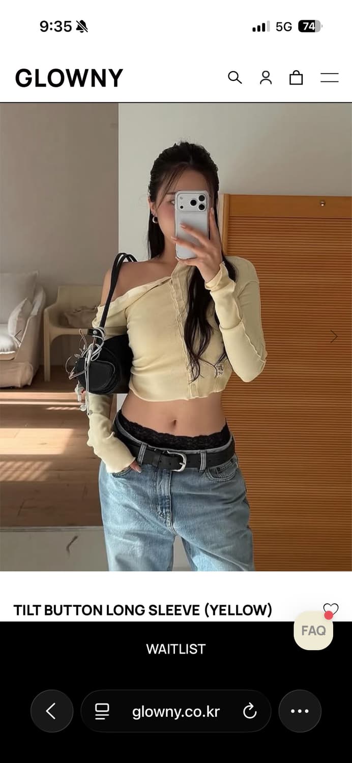 화이트 M 글로니 버튼 롱슬리브 드레이핑 원숄더탑 상품이미지7