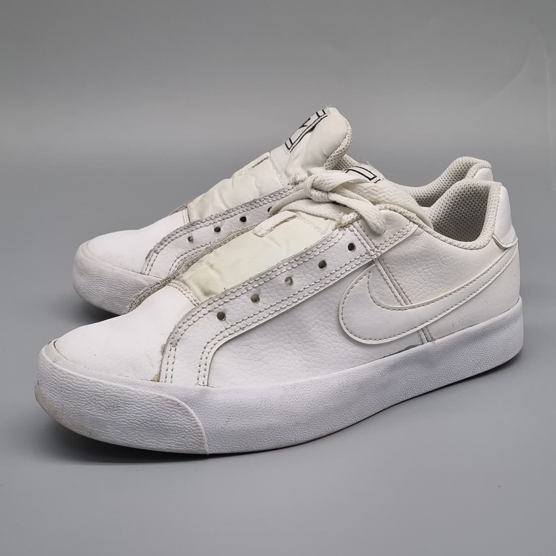 나이키 코트로얄 ac 여성스니커즈235 상품이미지1