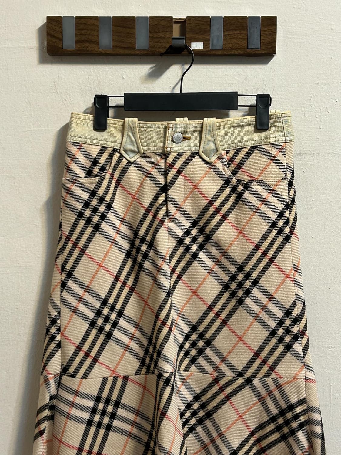 버버리 블루라벨 노바체크 울 프린지 스커트 상품이미지2