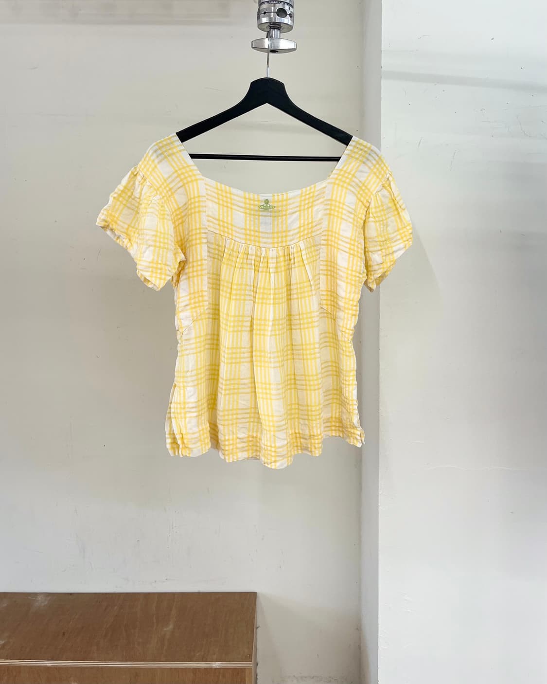 비비안 웨스트우드 옐로우 린넨 쇼트 슬리브 블라우스 상품이미지1