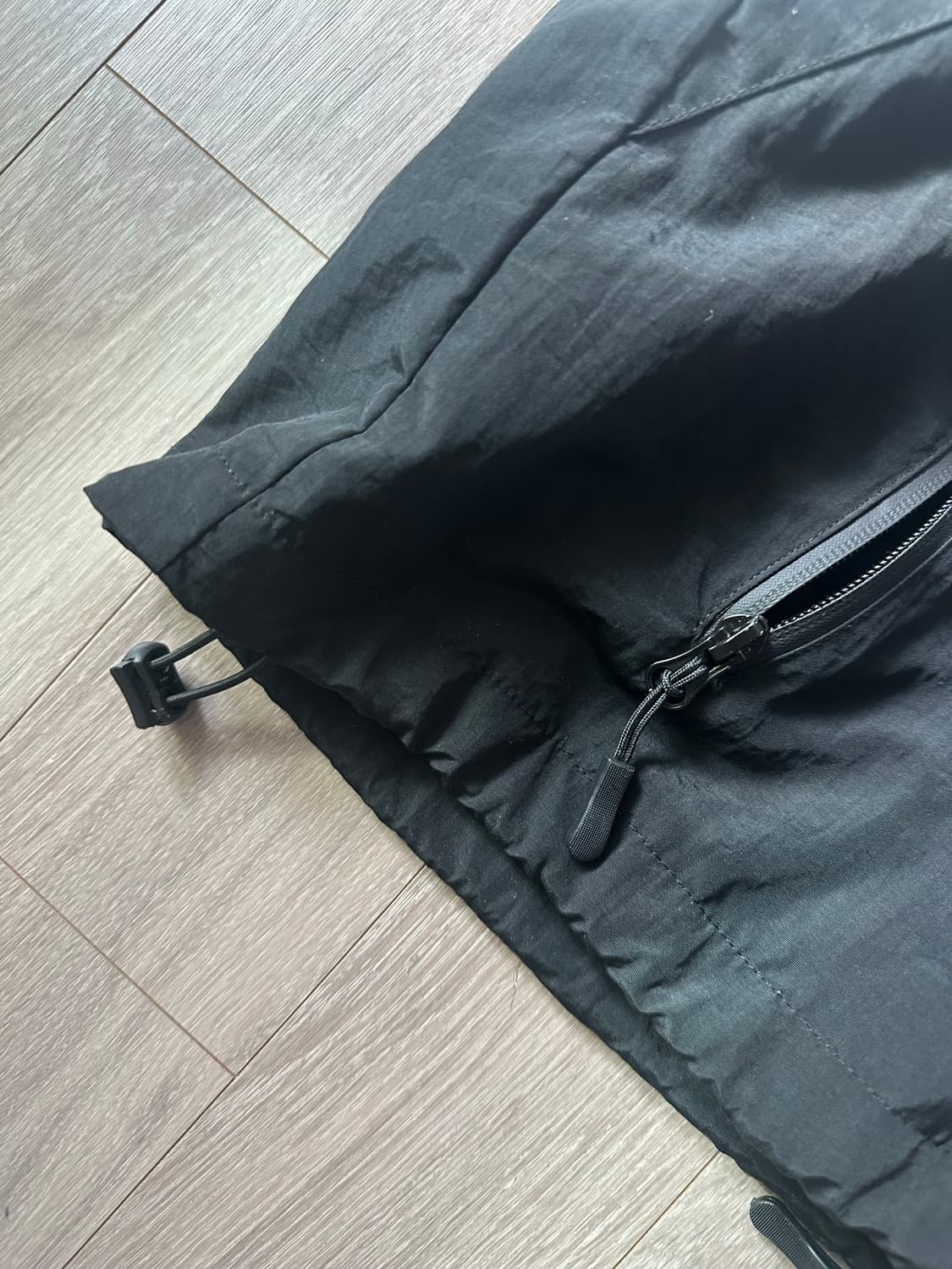 블랙 후드 바람막이 상품이미지3