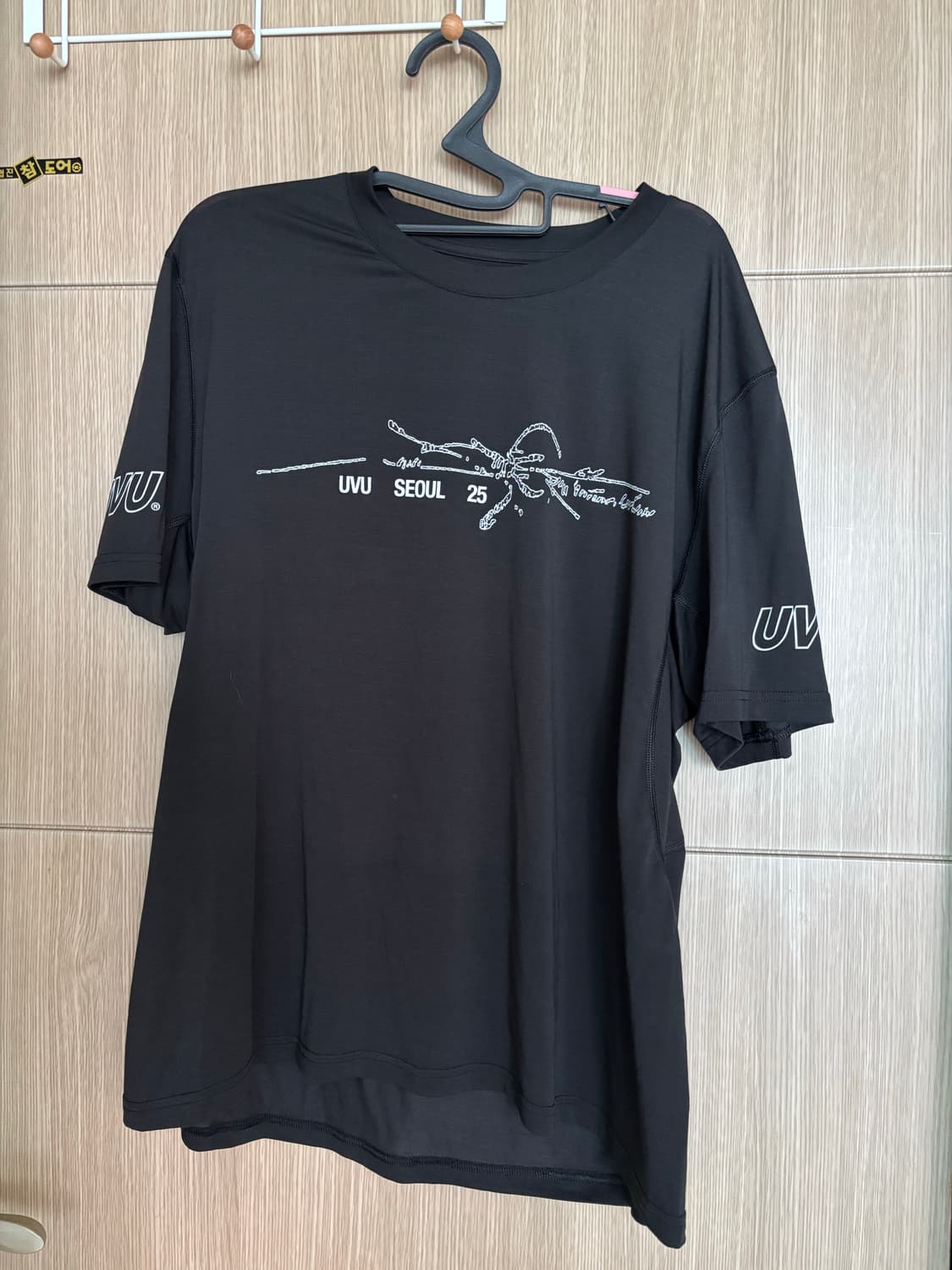 UVU 25 ss 서울 마라톤 러닝 탑 블랙 L사이즈 상품이미지1