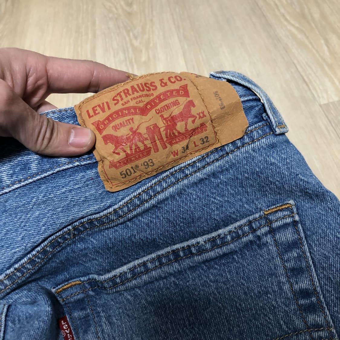 (33) 리바이스 Levi's 501 93 스트레이트핏 연청 데님 상품이미지10