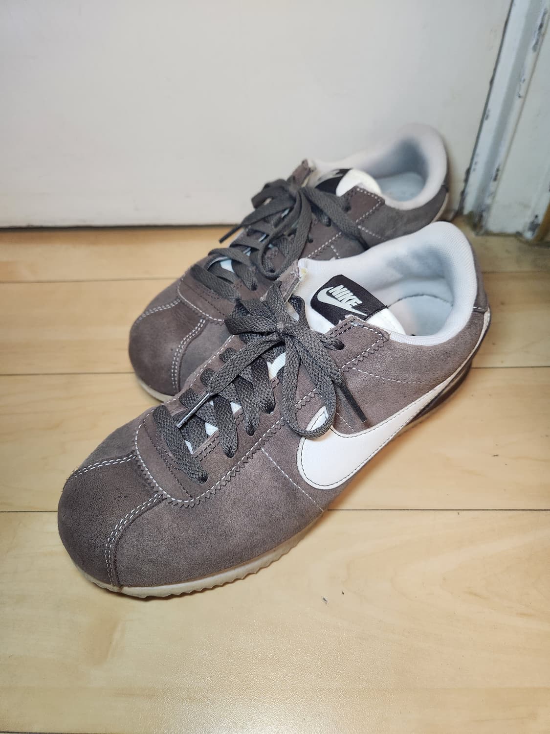 나이키 코르테즈 SE 한글날 바로크 브라운 255 상품이미지1