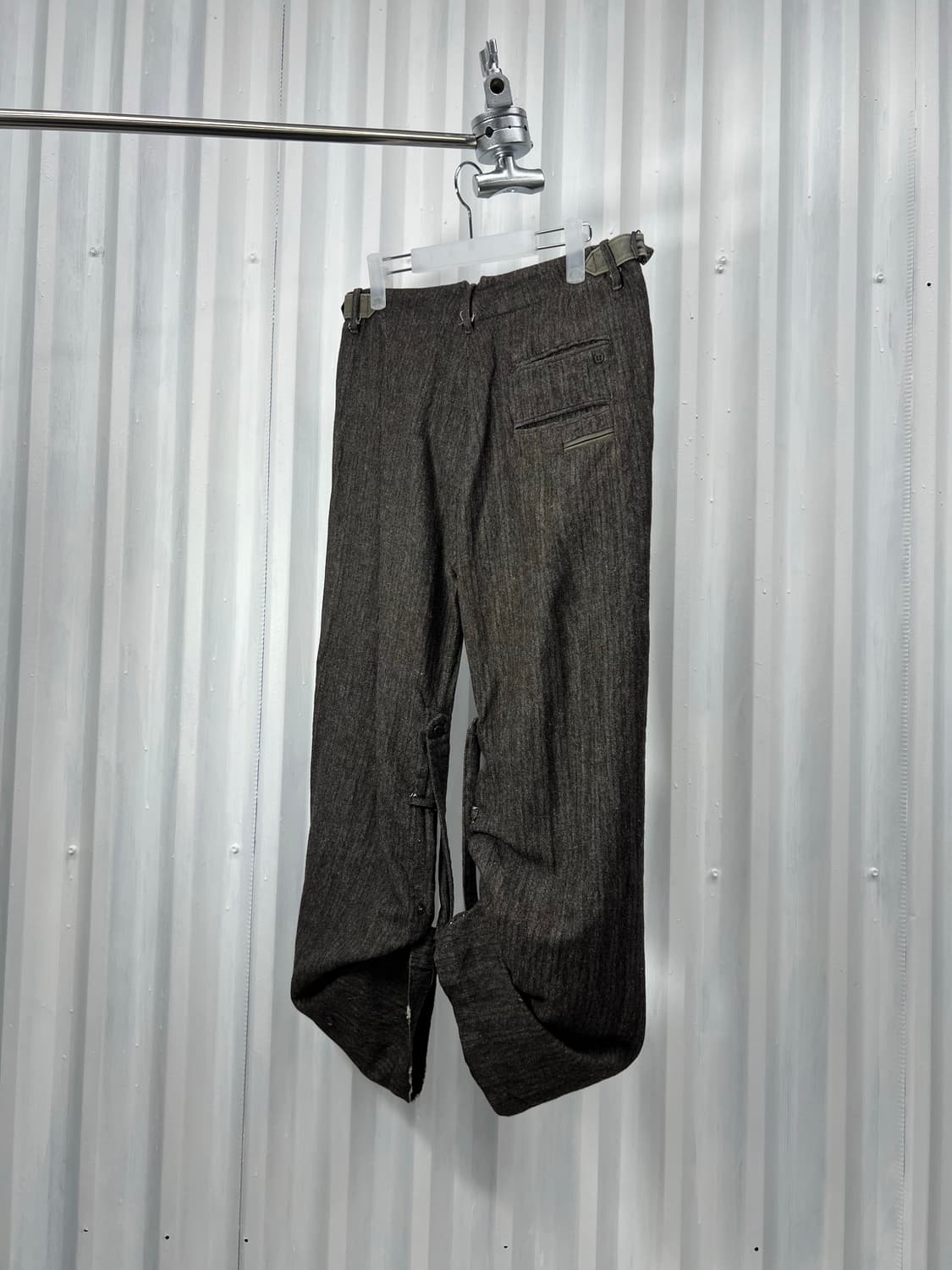 Black gold bondage pants 상품이미지4