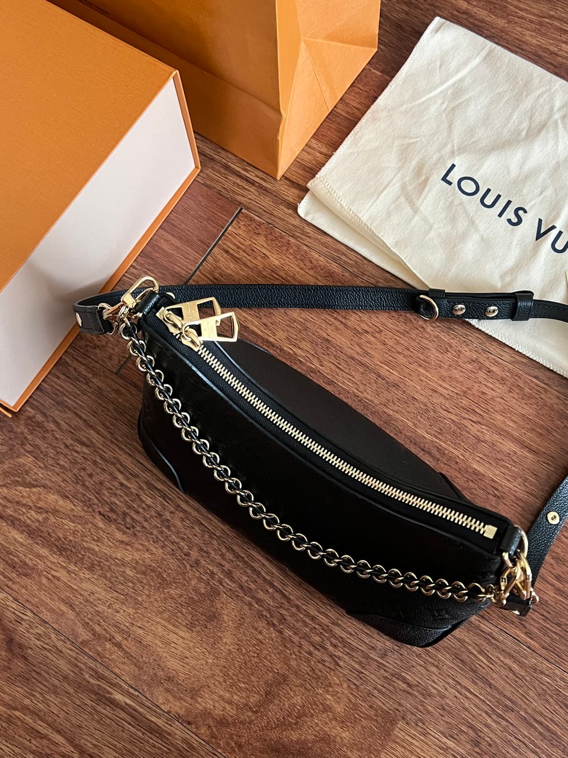 루이비통 불로뉴 PM 블랙 풀구성 상품이미지4