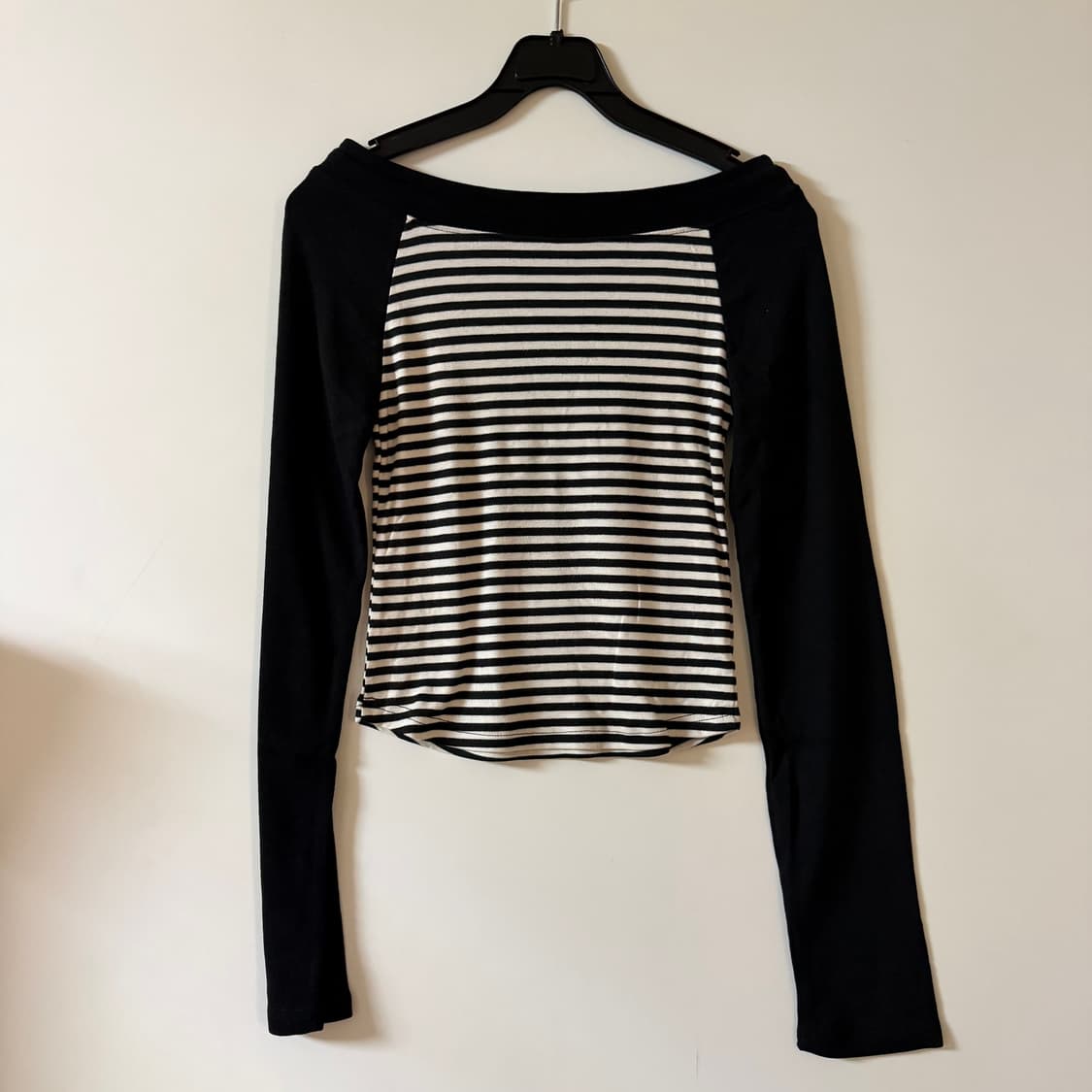 새상품 여자 단가라 오프숄더티 상품이미지3