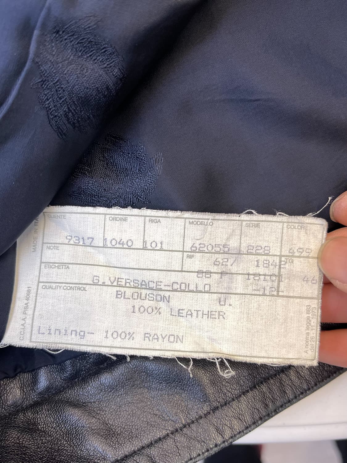 지아니 베르사체 8-90s 플리츠 레더 자켓 상품이미지8