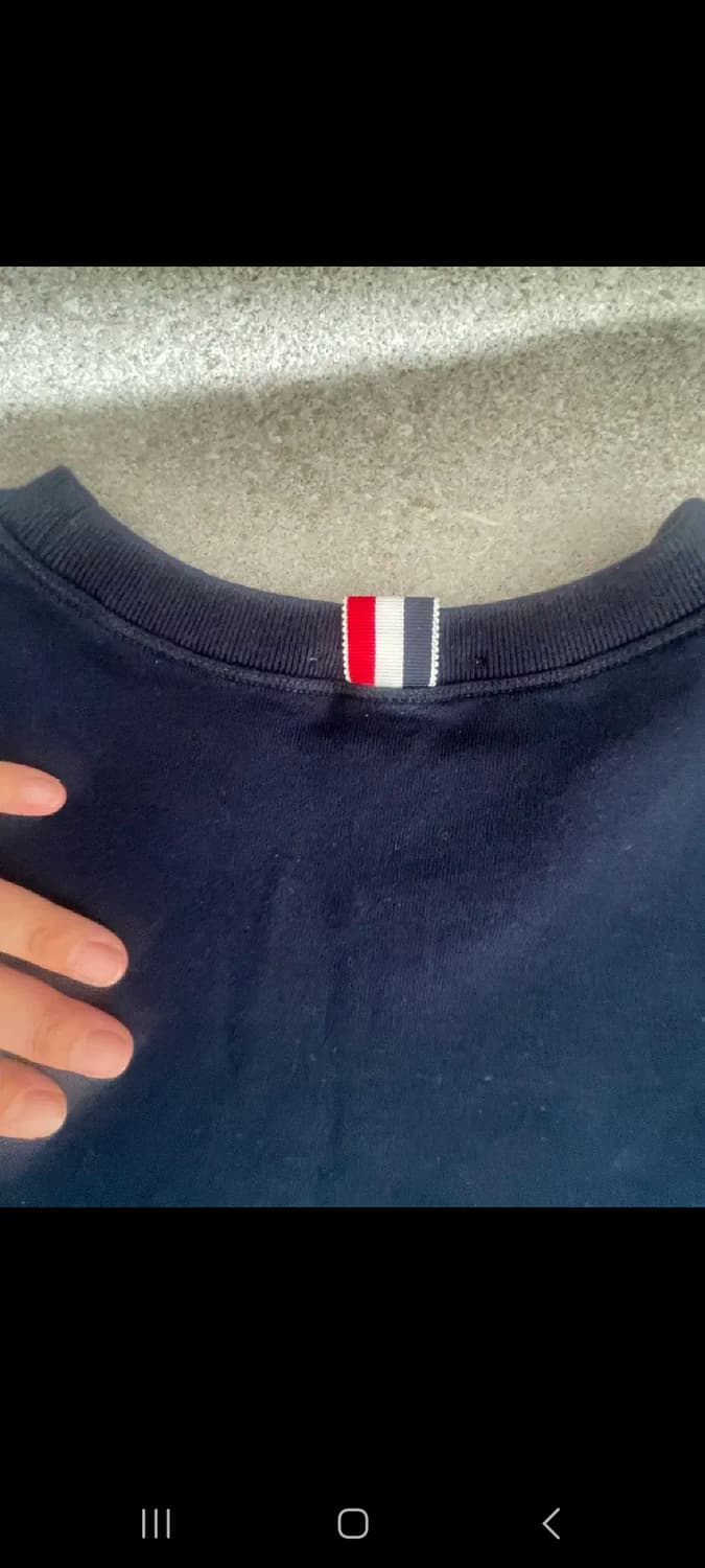 톰브라운 네이비 맨투맨.  3 상품이미지3