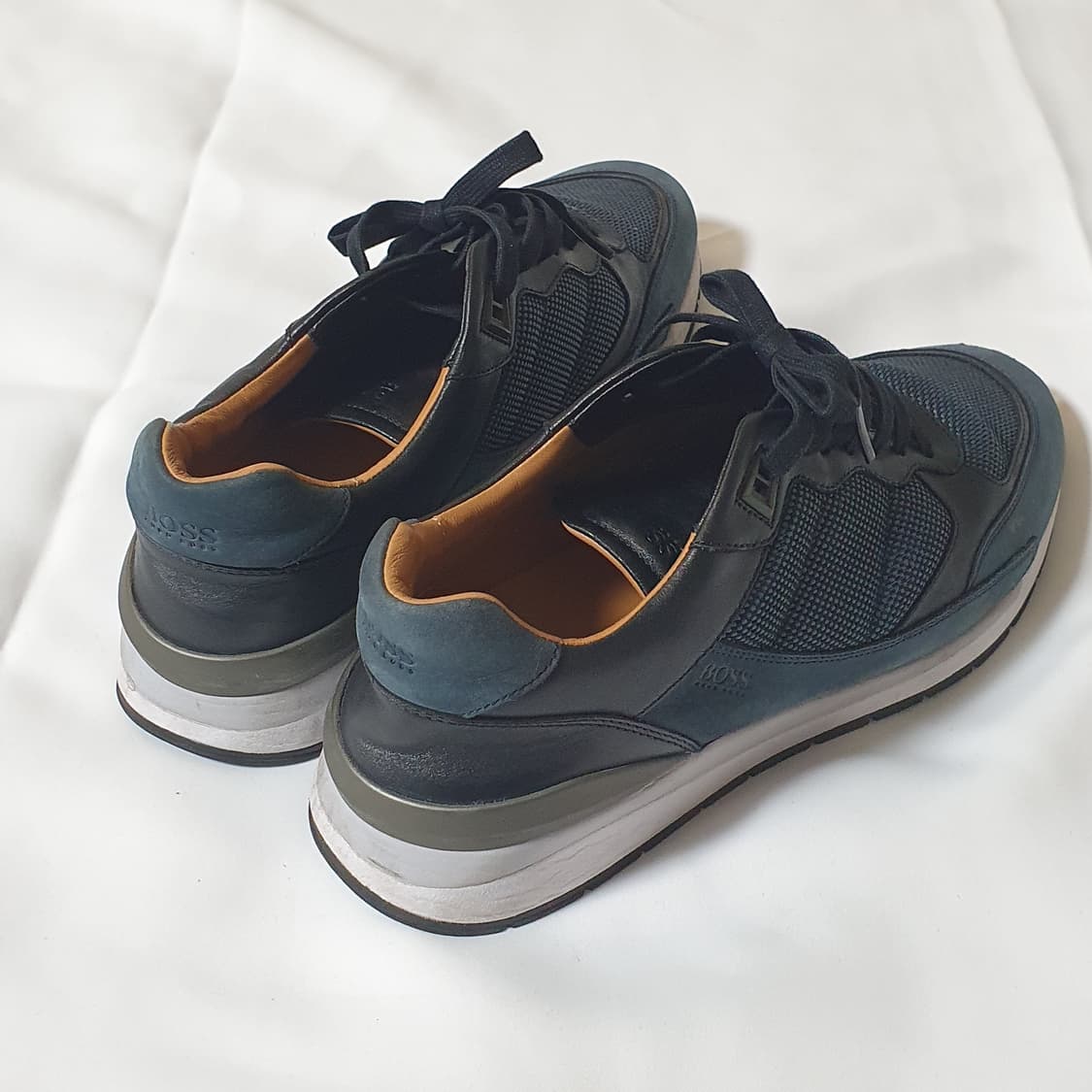 HUGO BOSS 레더 스니커즈 42사이즈 상품이미지3
