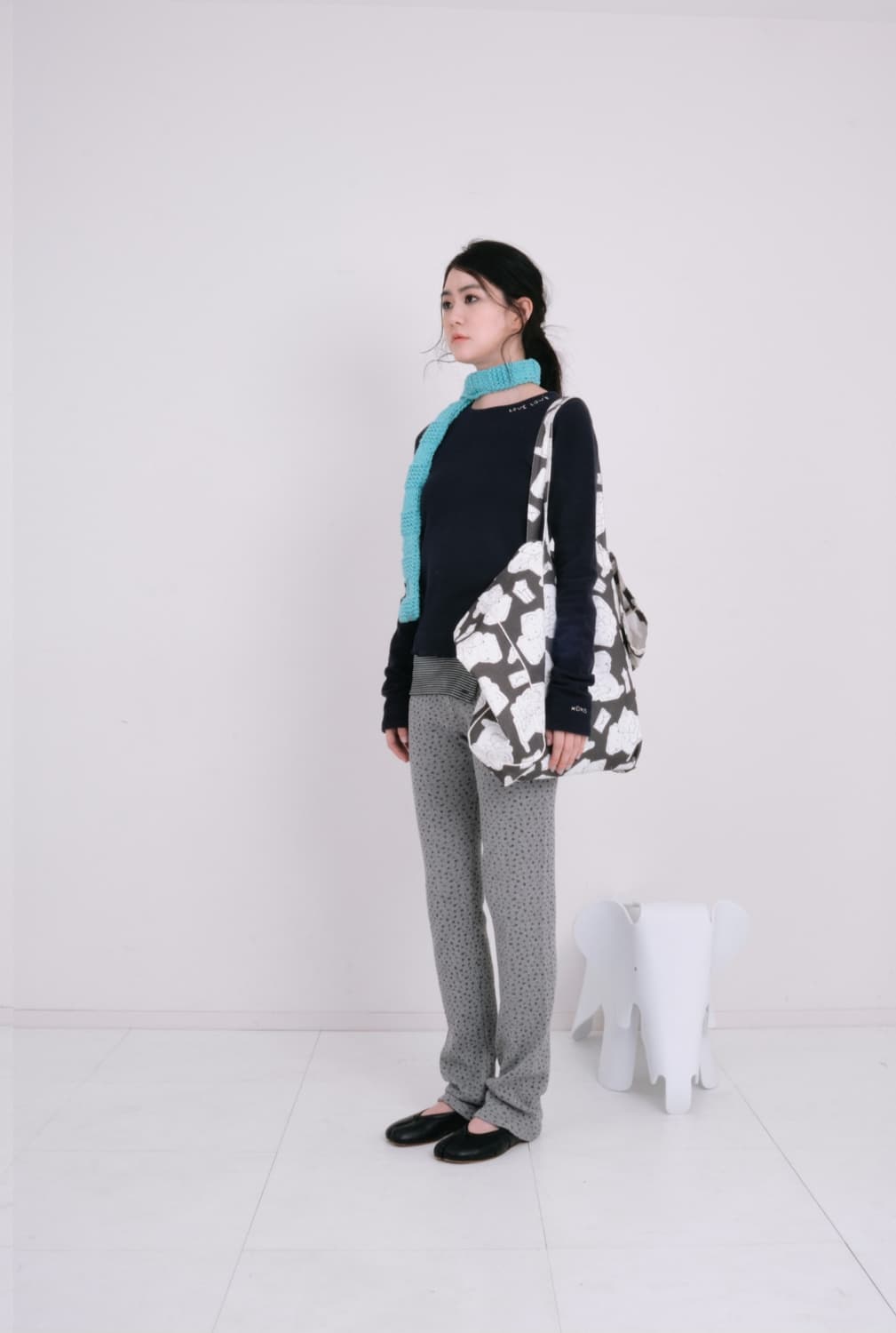 나비버스 토트백 Hug tote bag_Large 상품이미지3