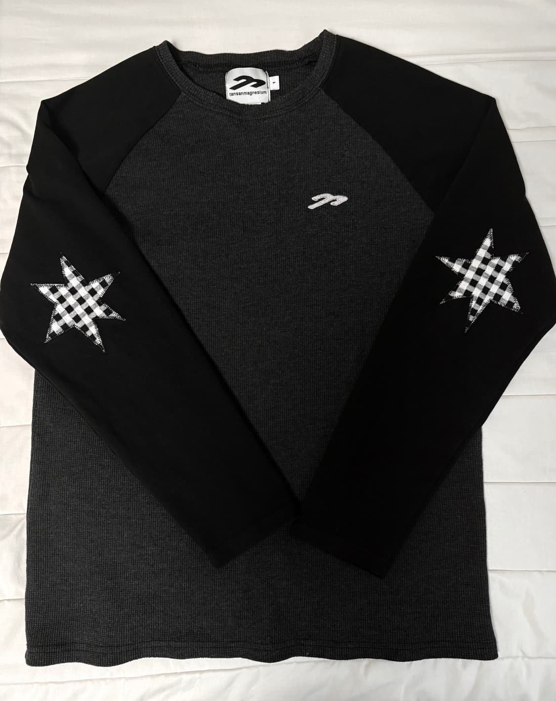 탄산마그네슘 나그랑 스타 패치 롱슬리브 블랙 상품이미지1