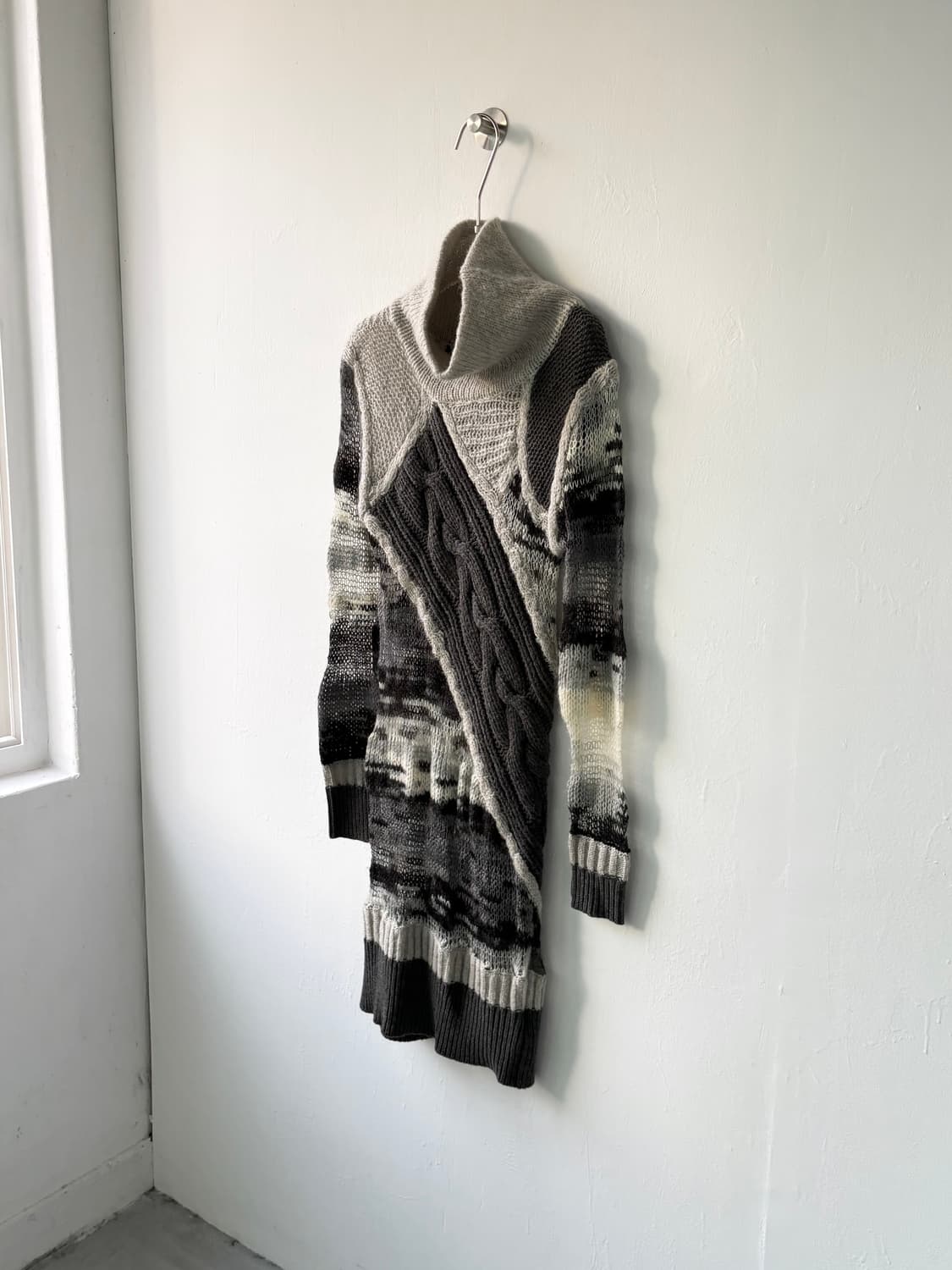 디젤 믹스 패브릭 롱 스웨터 상품이미지3