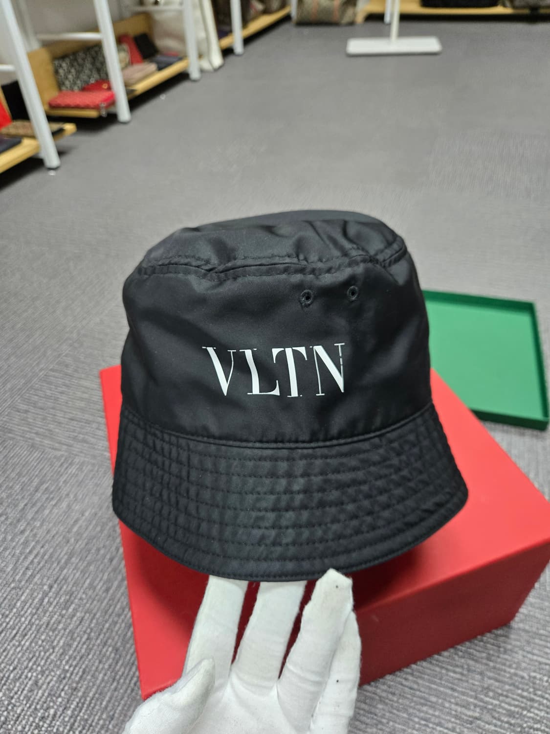 [특가][정품]발렌티노 버킷햇 상품이미지1