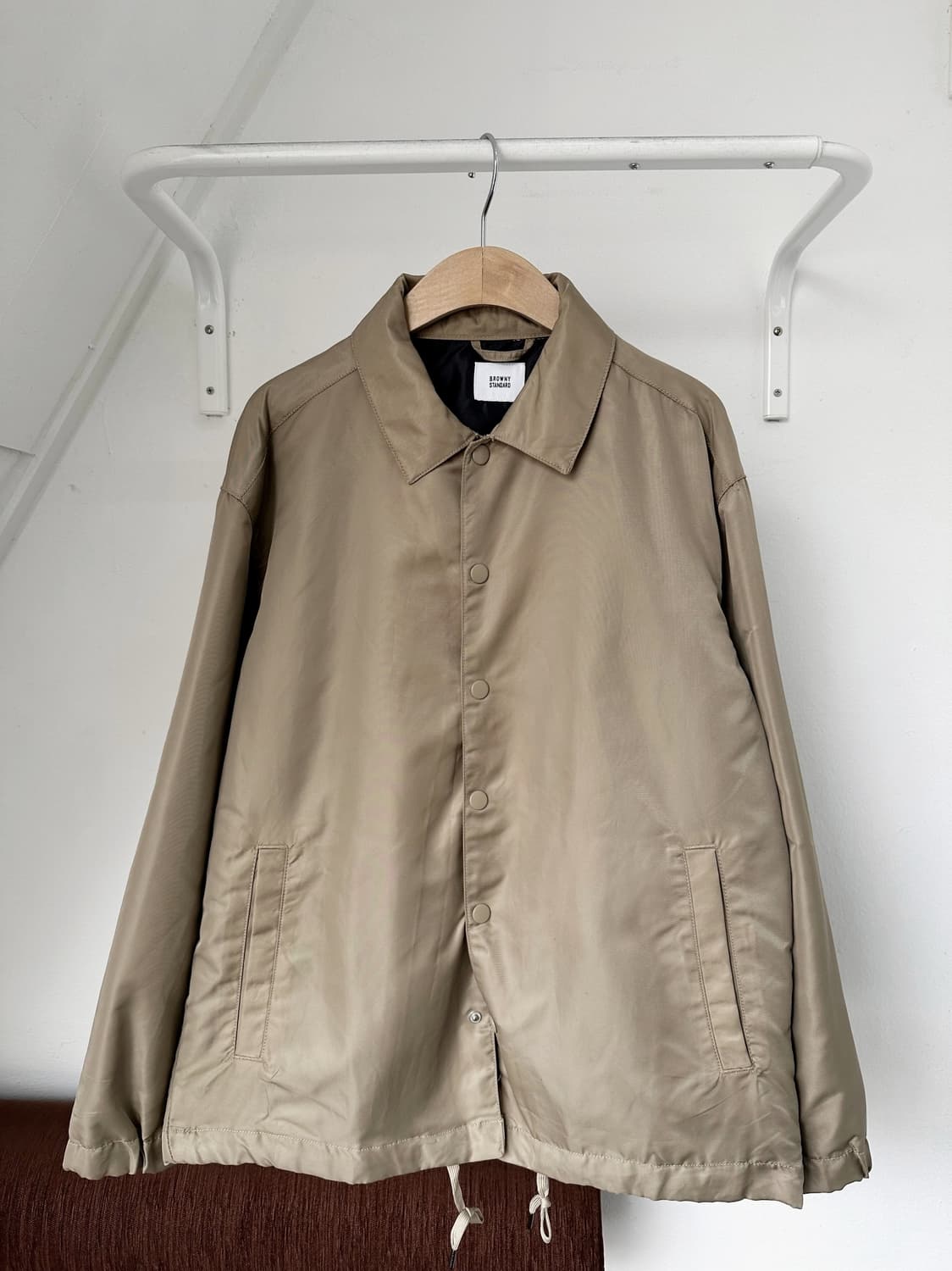 Matt nylon loose coach jacket 상품이미지3