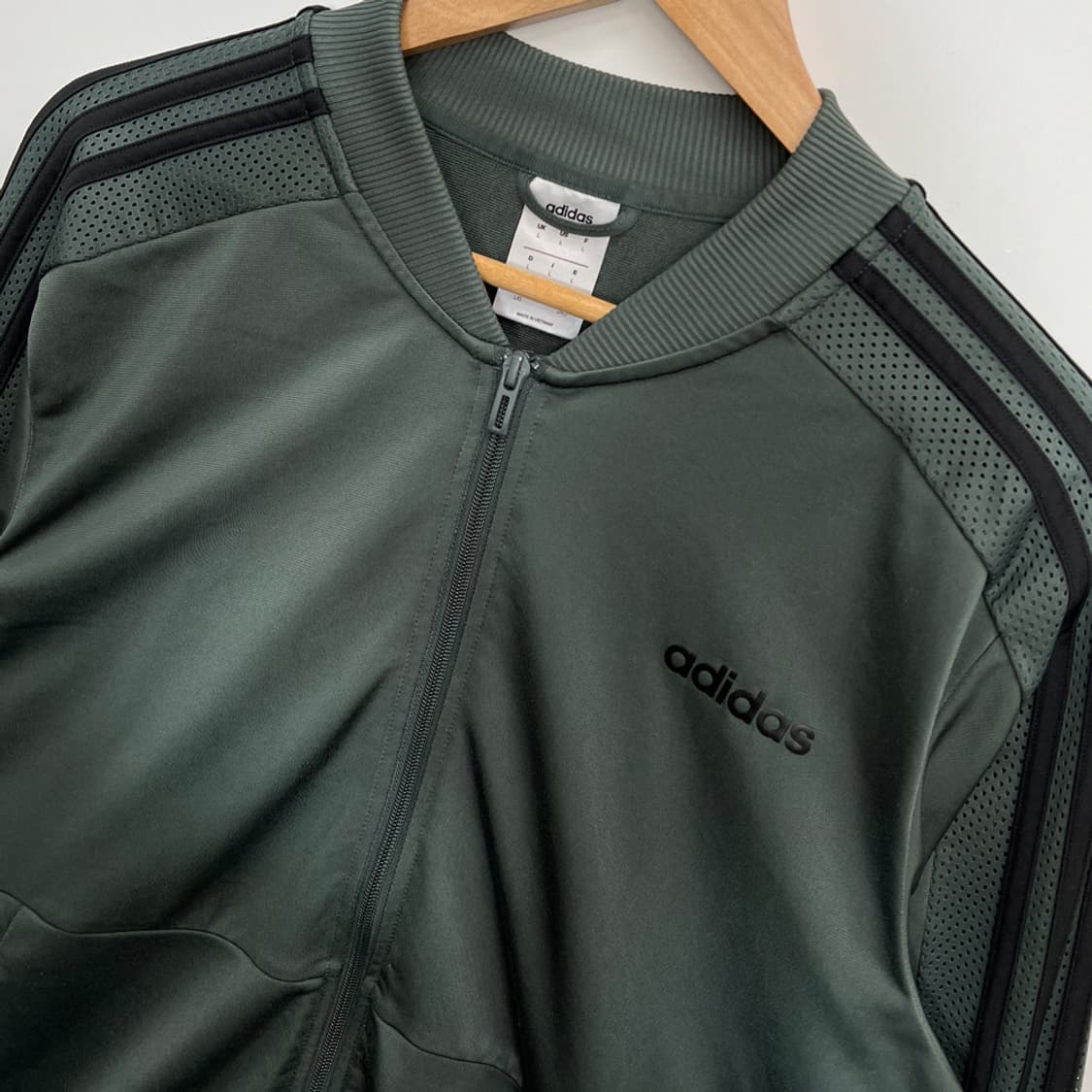 아디다스 에센셜 올리브 카키 트랙탑 져지 2XL 상품이미지2