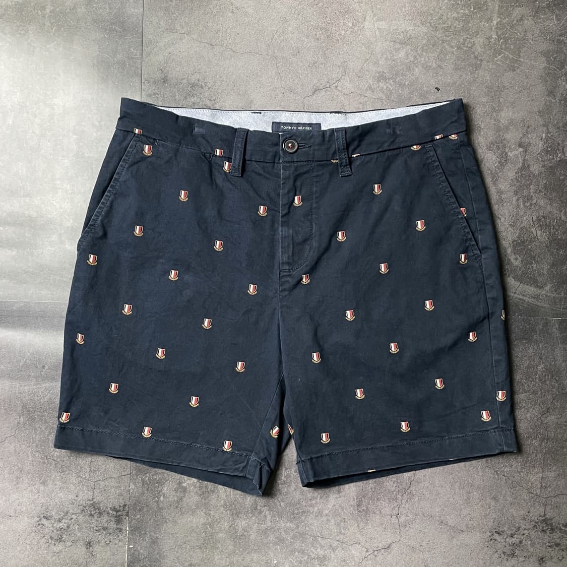 TOMMY HILFIGER 토미힐피거 그래픽 하프팬츠 A01196 상품이미지1