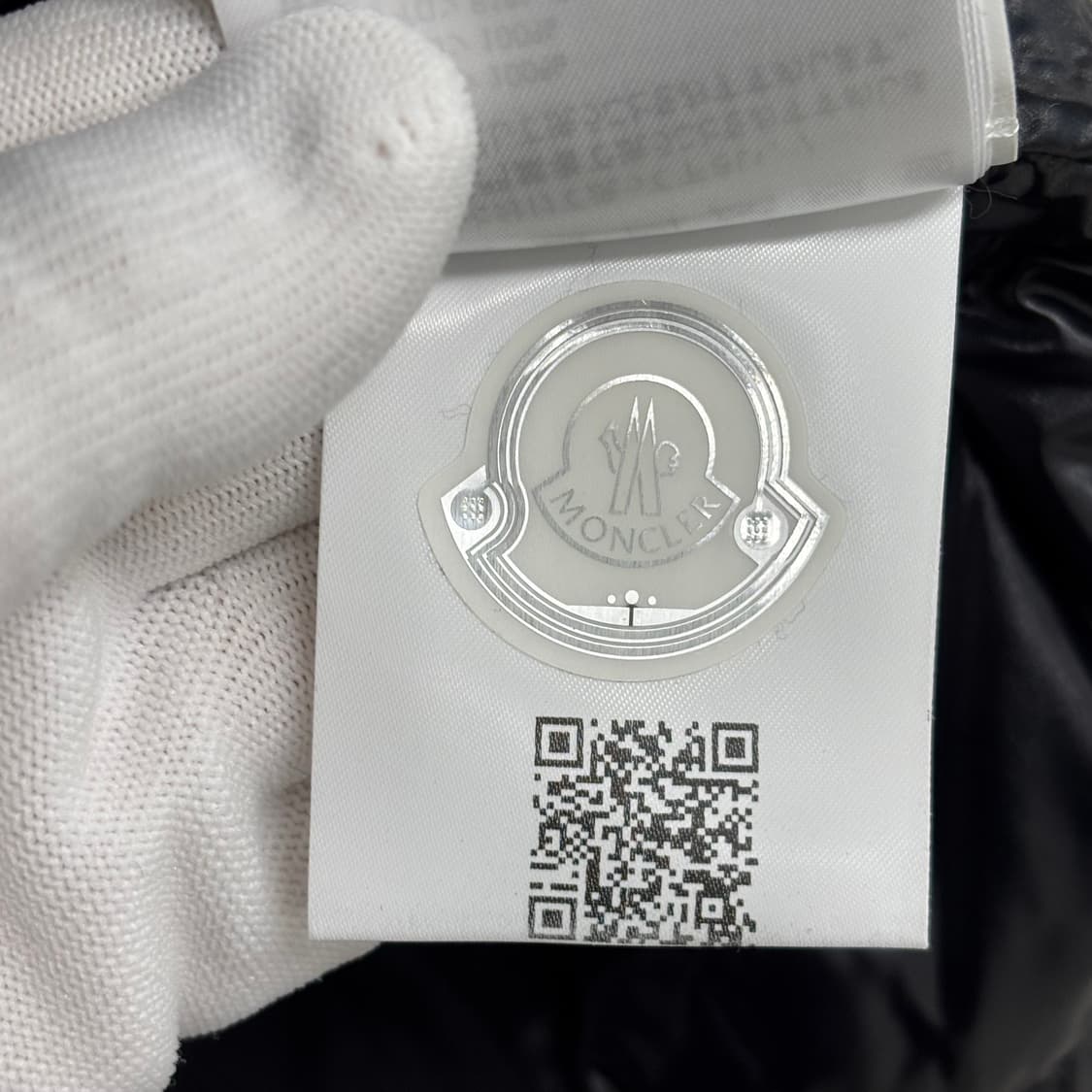 [3]몽클레어 블랙와펜 조끼패딩 상품이미지5