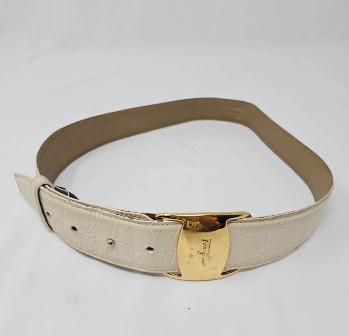 페라가모 금장 버클 벨트 아이보리 상품이미지1