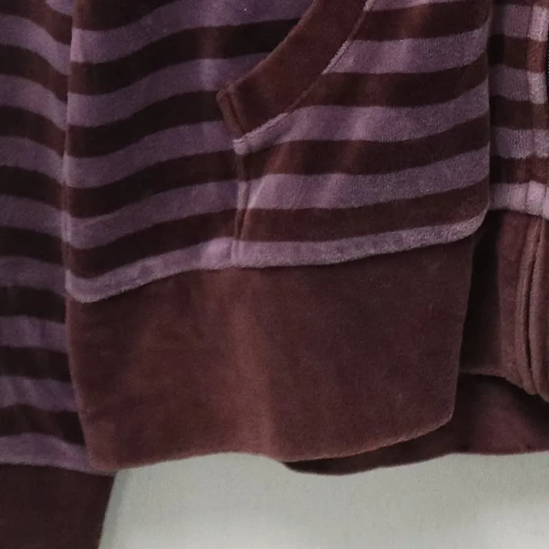 유니클로 벨벳 스트라이프 후드집업 60419 상품이미지4