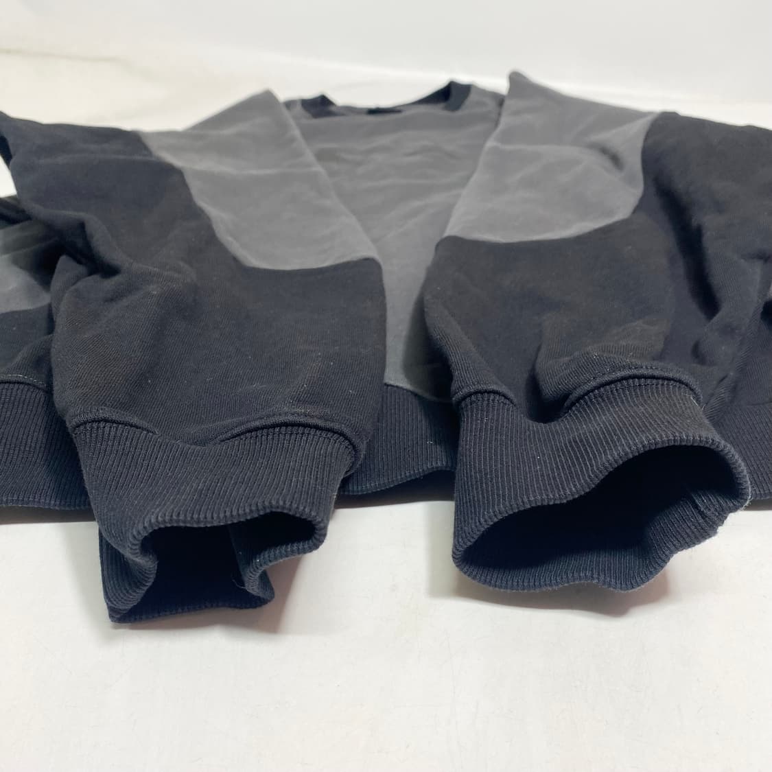 크리틱 아카이브 맨투맨 L 상품이미지6