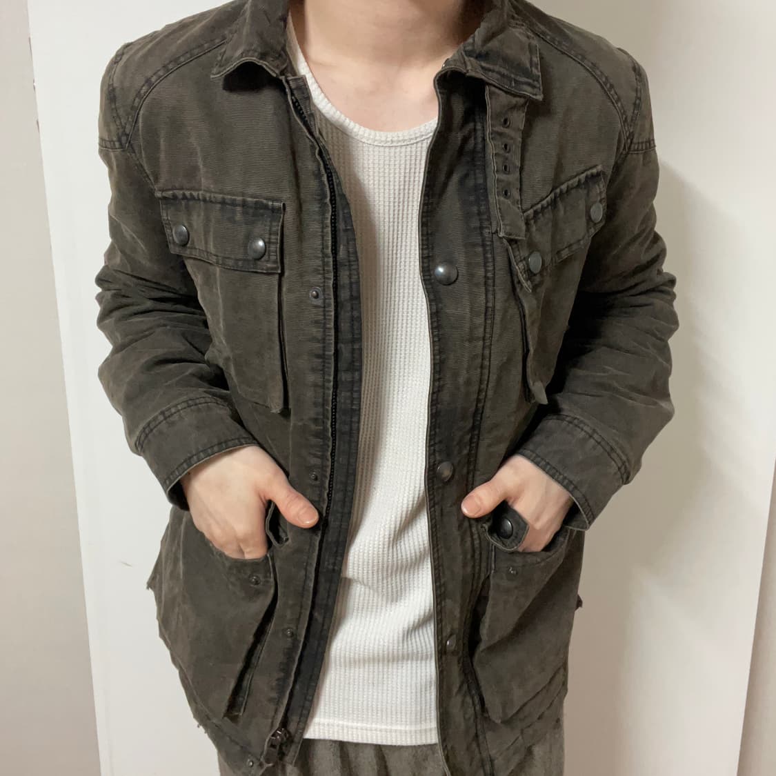 CLUB MONACO MULTI POCKET JACKET 상품이미지2