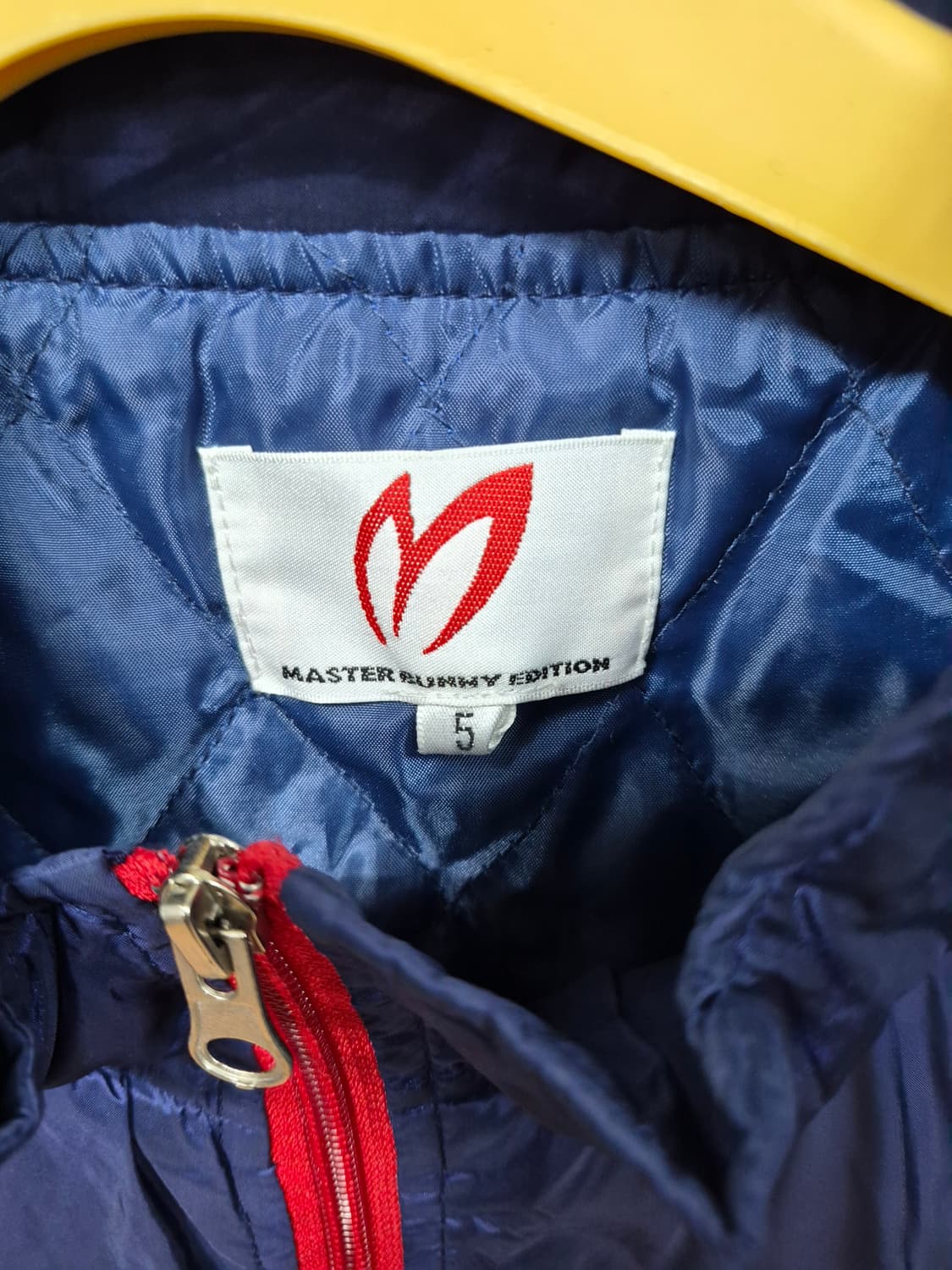 마스터버니에디션 네이비 점퍼 5 100 상품이미지3