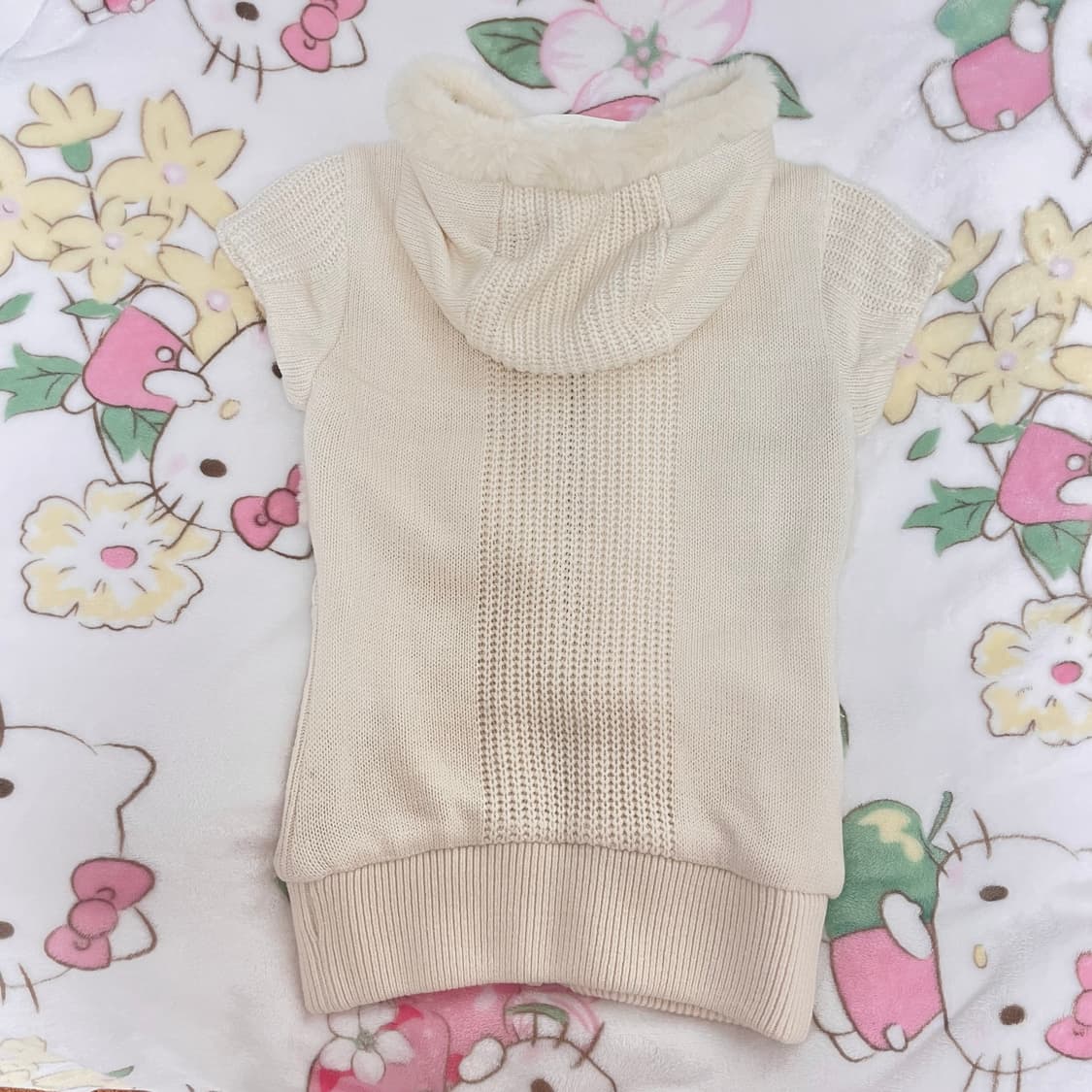 르꼬끄 화이트 퍼 니트조끼 달천깔 라떼갸루 핀터레스트 핀터깔 히메갸루  상품이미지4